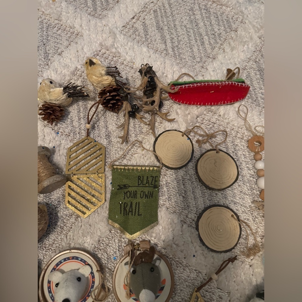 Boho neutral bundle of Christmas tree ornaments - Picture 8 of 14
